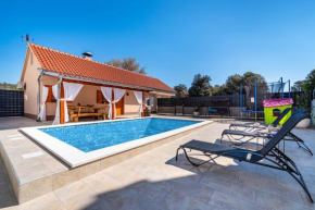 Holiday Home Petra